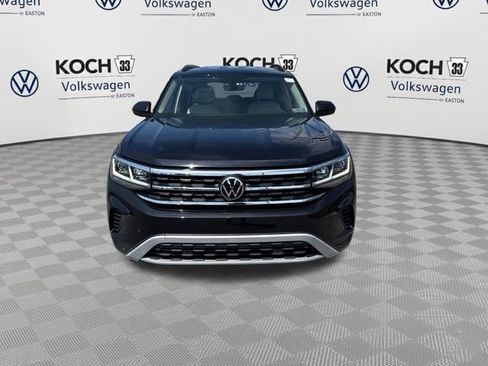 Used 2023 Volkswagen Atlas SE AWD/4WD image 2