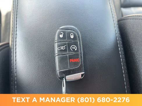 Used 2022 Jeep Grand Cherokee Limited AWD/4WD image 29