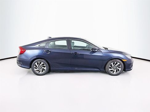 Used 2017 Honda Civic EX image 8