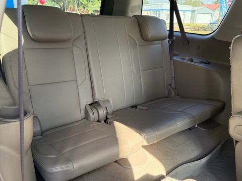 Used 2020 GMC Yukon XL SLT w/ Premium Edition image 53