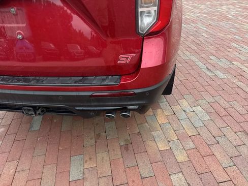 Used 2020 Ford Explorer ST AWD/4WD image 11