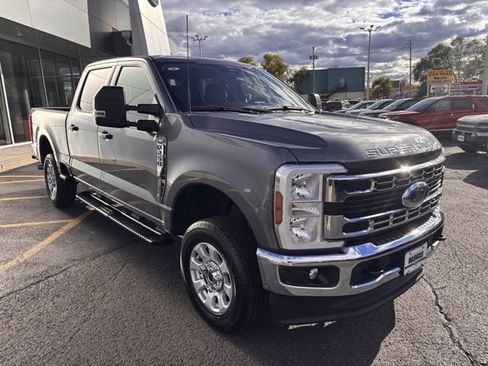 Used 2024 Ford F250 XLT w/ Snow Plow Prep Package image 10