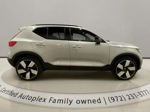 Used 2023 Volvo XC40 Recharge Ultimate AWD/4WD image 6