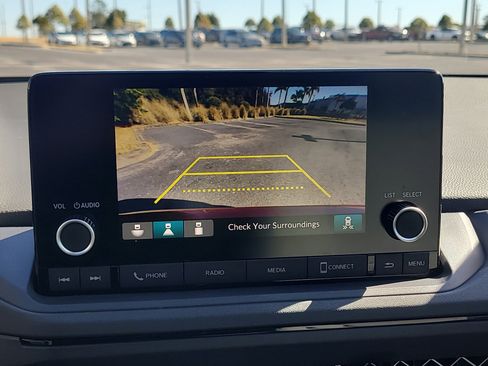 Used 2024 Honda Accord EX image 23