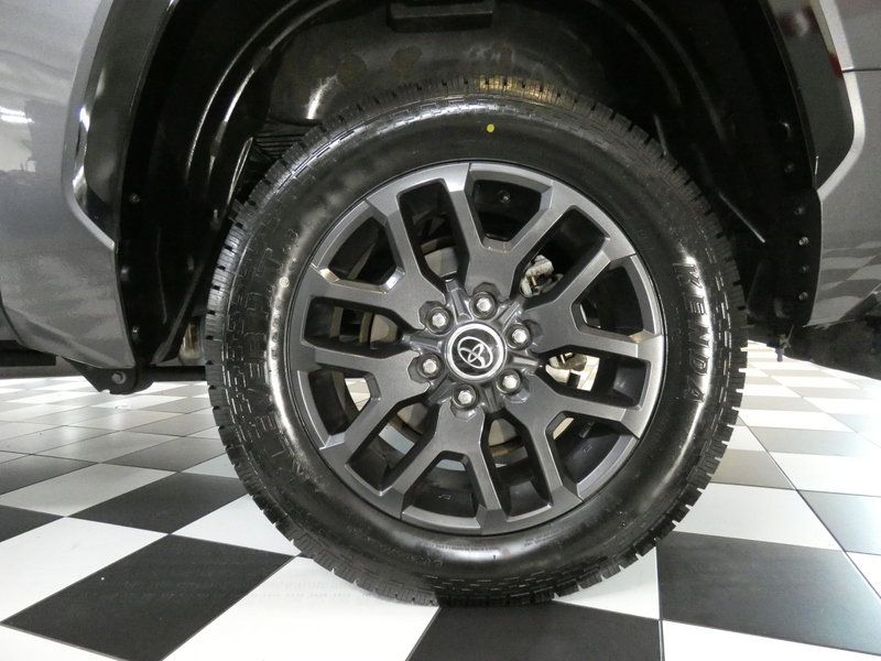 Used 2023 Toyota Tundra Platinum AWD/4WD image 9