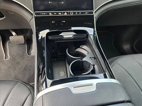 Used 2023 Mercedes-Benz EQE 350+ SUV image 11