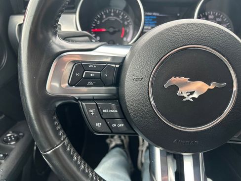 Used 2022 Ford Mustang Premium image 22