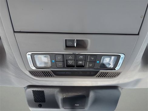 Used 2022 Ford F150 Limited image 13