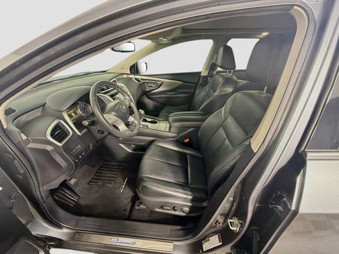 Used 2016 Nissan Murano Platinum w/ Platinum Technology Package FWD image 13