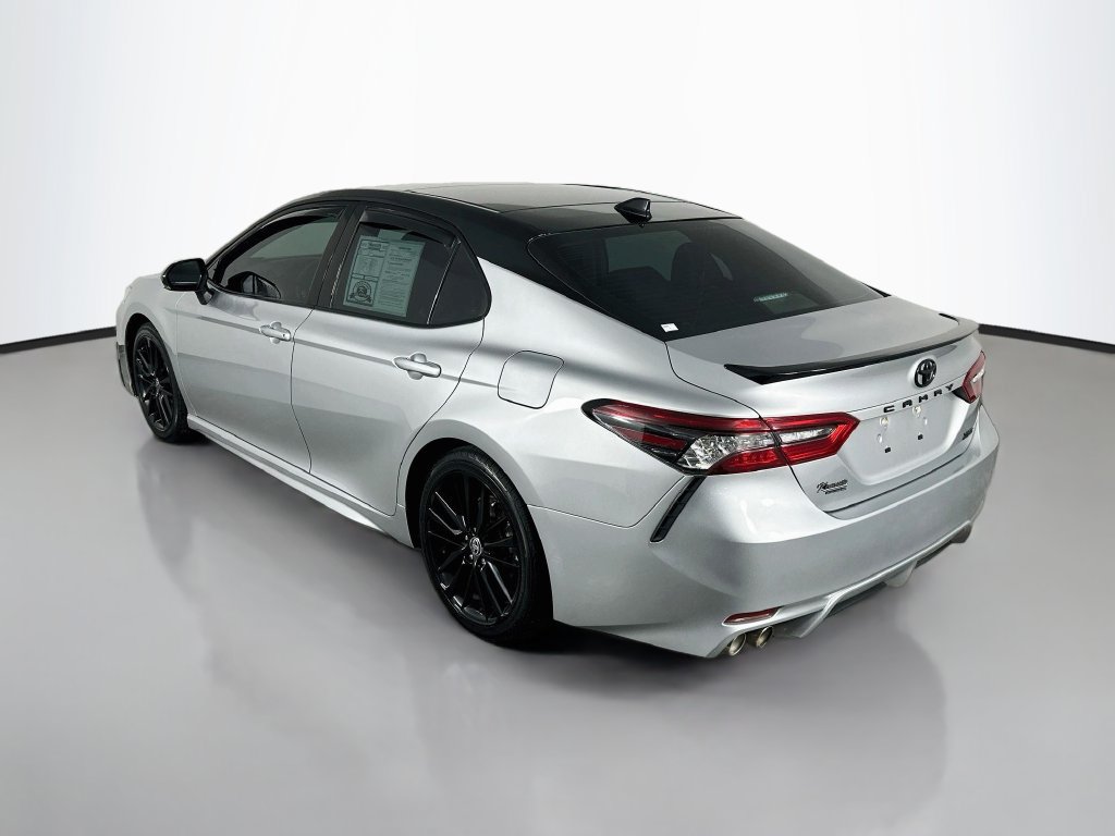 Used 2021 Toyota Camry XSE FWD image 5
