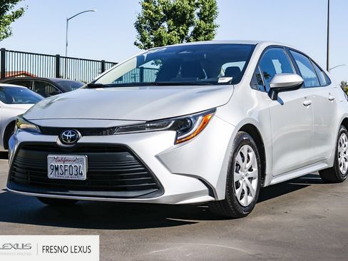 Used 2024 Toyota Corolla LE FWD image 3