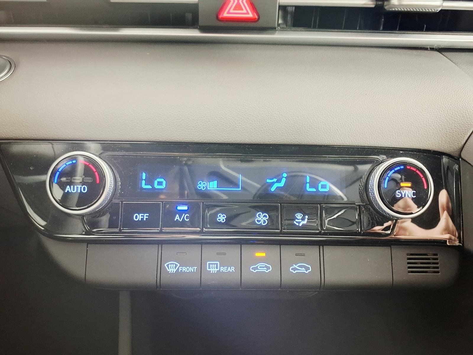 Certified 2023 Hyundai Elantra SEL FWD image 20