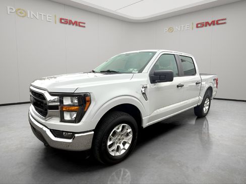 Used 2023 Ford F150 XLT image 3