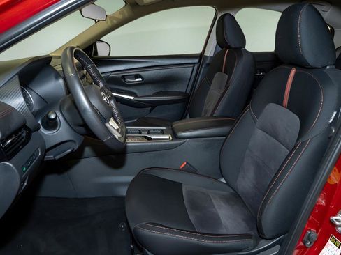 Certified 2024 Nissan Sentra SR image 10