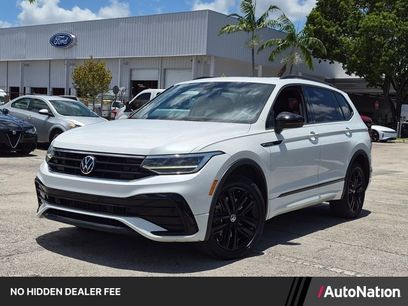 Used 2022 Volkswagen Tiguan SE R-Line
