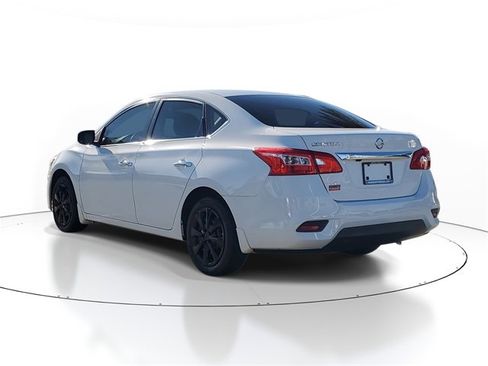 Used 2019 Nissan Sentra S image 3