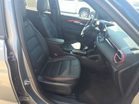 Used 2025 Chevrolet TrailBlazer RS w/ Convenience Package image 43