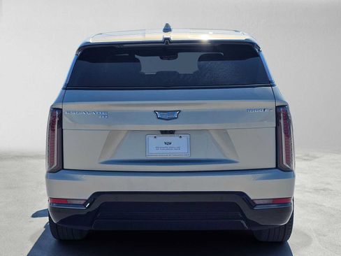 Used 2025 Cadillac Escalade IQ Sport 2 AWD/4WD image 4