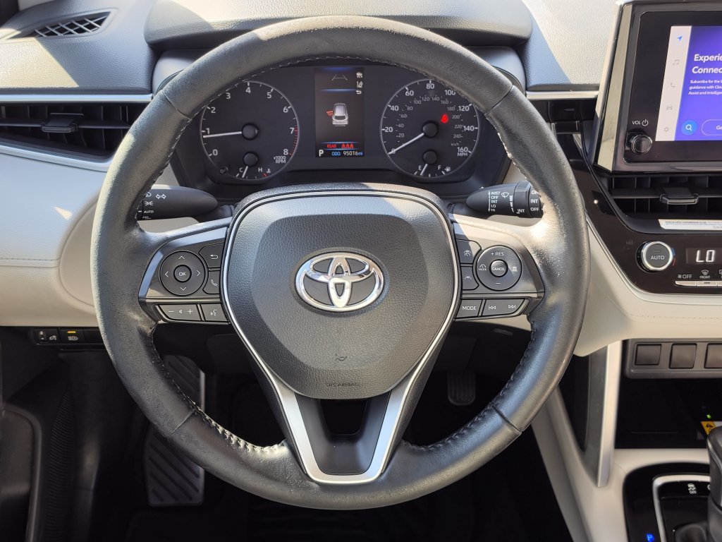 Used 2023 Toyota Corolla Cross LE FWD image 15