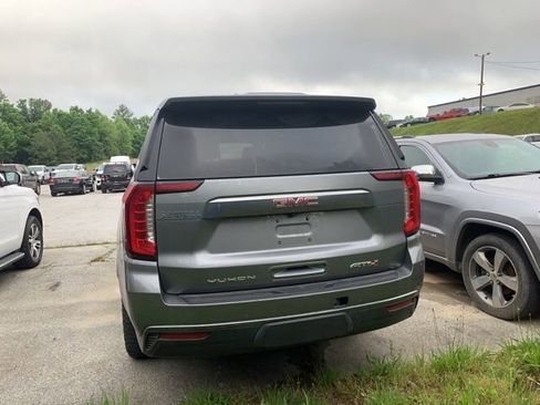 Used 2021 GMC Yukon XL AT4 w/ AT4 Premium Plus Package AWD/4WD image 6