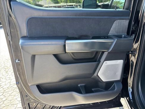 Used 2025 Ford F250 Platinum AWD/4WD image 18