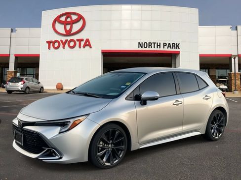 Used 2024 Toyota Corolla XSE FWD image 1