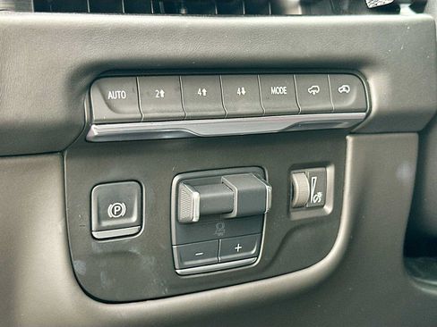 Used 2025 Cadillac Escalade Sport Platinum AWD/4WD image 10