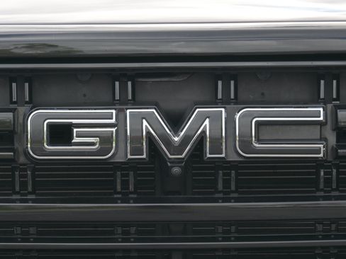 Used 2023 GMC Yukon AT4 w/ AT4 Premium Package AWD/4WD image 45