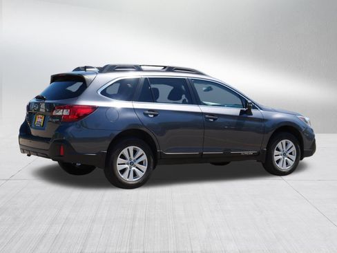 Used 2018 Subaru Outback 2.5i Premium AWD/4WD image 7