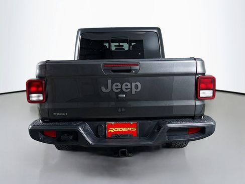 Used 2021 Jeep Gladiator Overland image 7