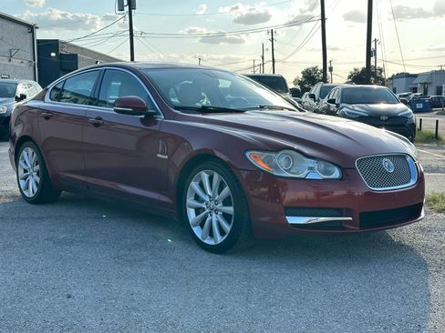 Used 2011 Jaguar XF RWD image 9
