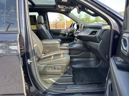 Used 2023 GMC Yukon AT4 w/ AT4 Premium Plus Package image 34