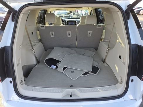 Certified 2023 GMC Acadia Denali w/ Denali Ultimate Package image 28