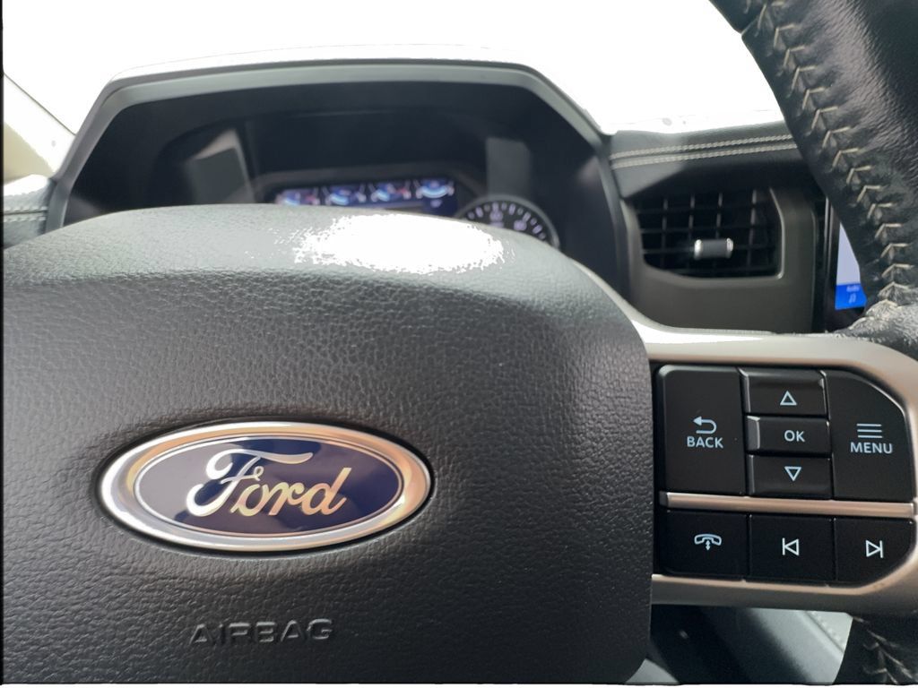 Used 2024 Ford Expedition XLT RWD image 44