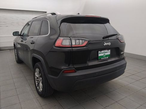 Used 2020 Jeep Cherokee Latitude Plus w/ Travel & Safety Group FWD image 5