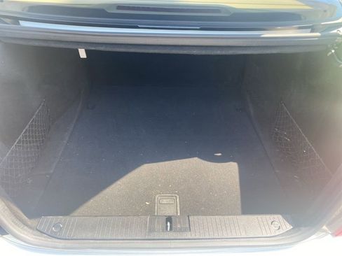 Used 2010 Mercedes-Benz S 550 image 9