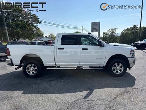 Certified 2026 RAM 2500 Big Horn AWD/4WD image 9