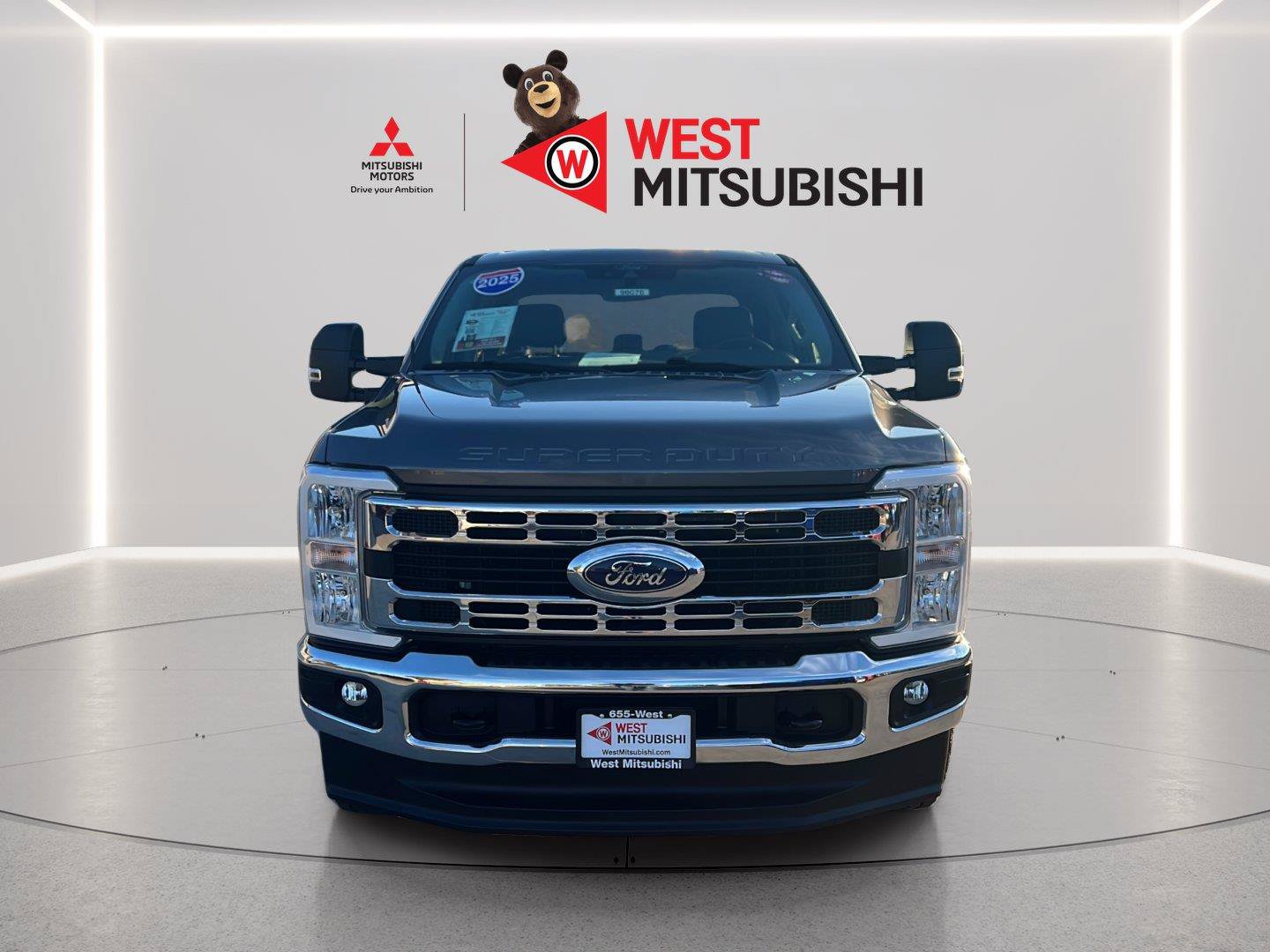 Used 2025 Ford F250 XLT w/ FX4 Off-Road Package AWD/4WD image 8