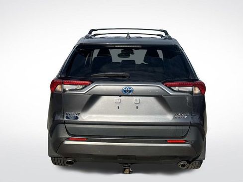 Used 2019 Toyota RAV4 Limited image 4