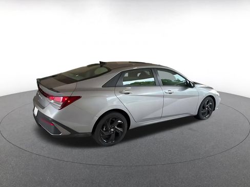 Used 2026 Hyundai Elantra Sport FWD image 14