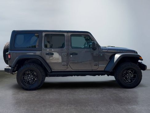 Used 2024 Jeep Wrangler Unlimited AWD/4WD image 4