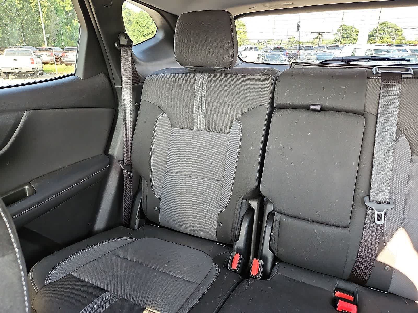 Used 2025 Chevrolet Blazer LT w/ Convenience Package FWD image 13