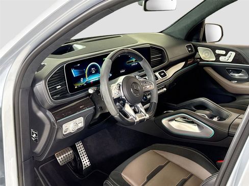 Used 2023 Mercedes-Benz GLS 63 AMG 4MATIC image 15