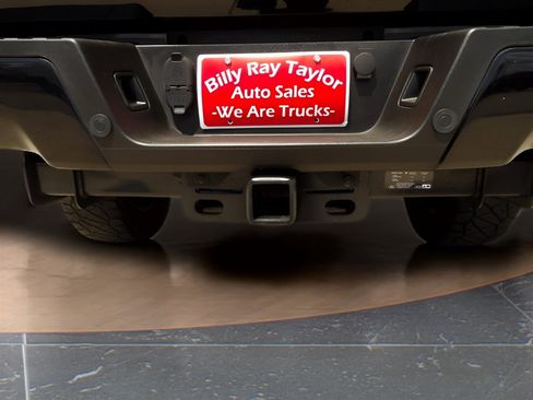 Used 2019 Ford F250 Lariat w/ Lariat Ultimate Package image 38