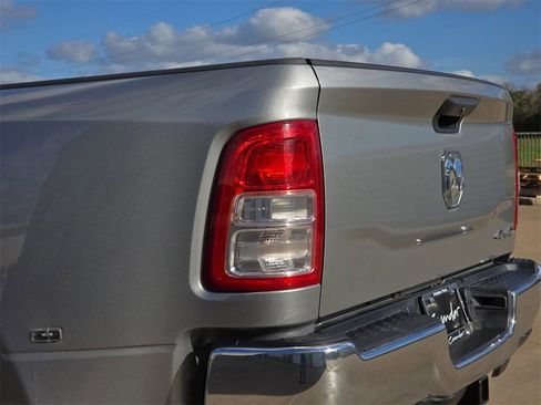 Used 2024 RAM 3500 Big Horn image 28