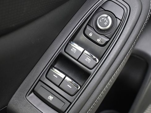 Used 2020 Subaru Forester Limited w/ Popular Package #3 image 23