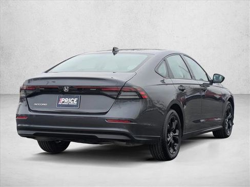 Used 2025 Honda Accord SE image 5