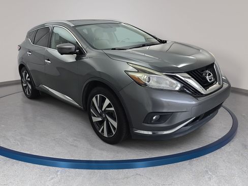 Used 2016 Nissan Murano Platinum w/ Platinum Technology Package AWD/4WD image 3