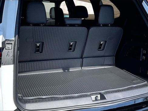 New 2026 Buick Enclave Sport Touring image 5