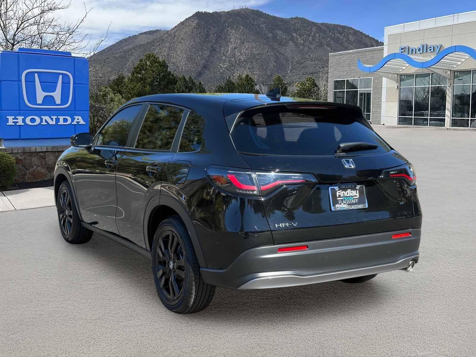 Used 2026 Honda HR-V Sport image 4